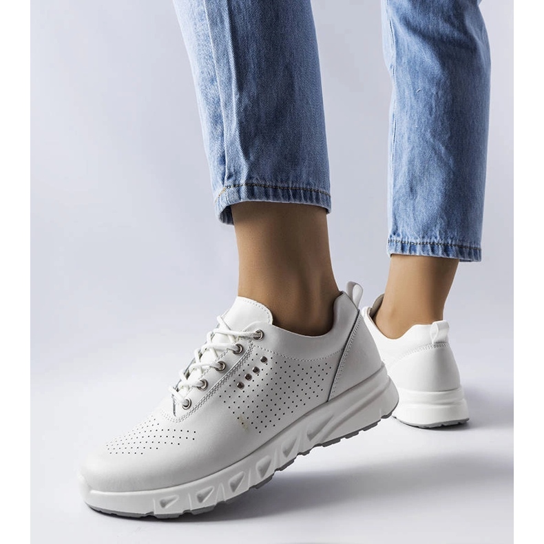 Evento Brodeur bijele ažurne kožne cipele bijela 1