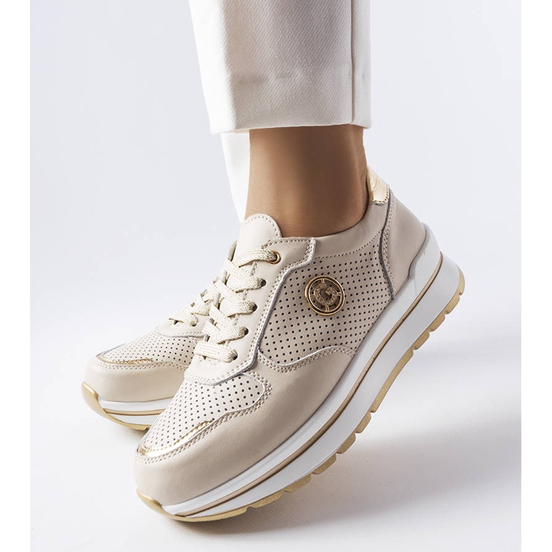 Bež ažur kožne cipele iz Talbota 1