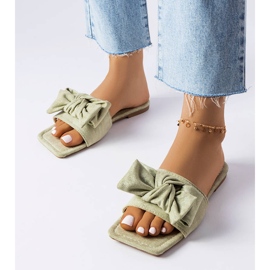 Zelene elegantne natikače s mašnom iz Thériaulta zelena 1