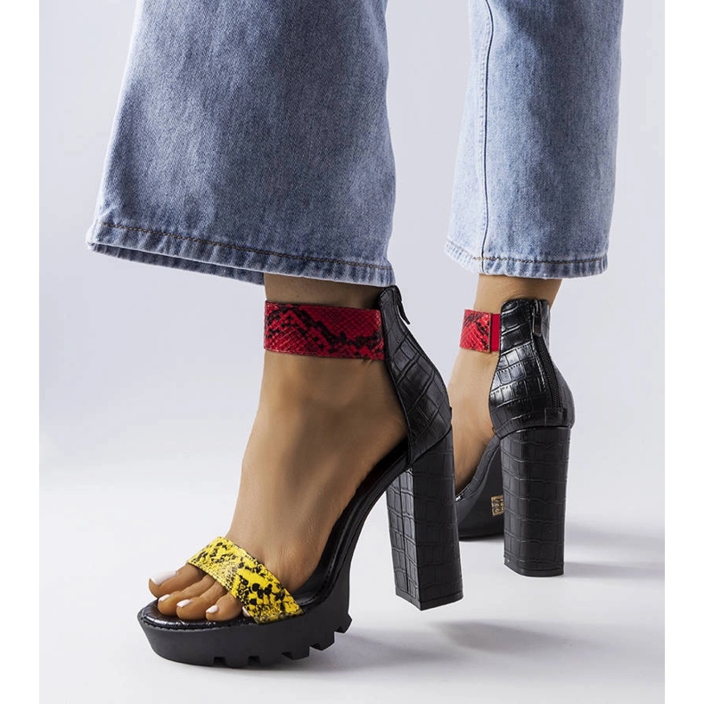 Žute sandale s uzorkom zmije iz Knoxvillea žuta boja 1