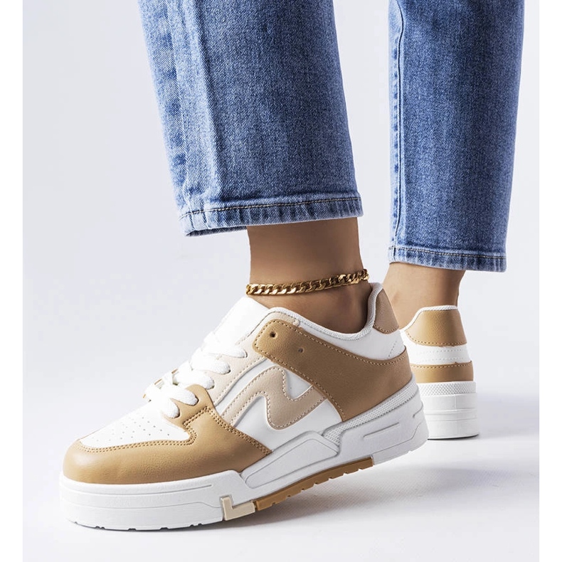 Smeđe čizme s debljim potplatom iz Hartera bež 1