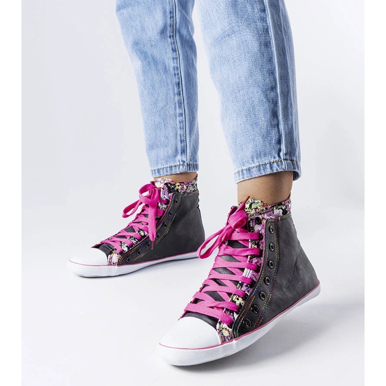 Crne cvjetne gležnjače iz Marphise crna 1