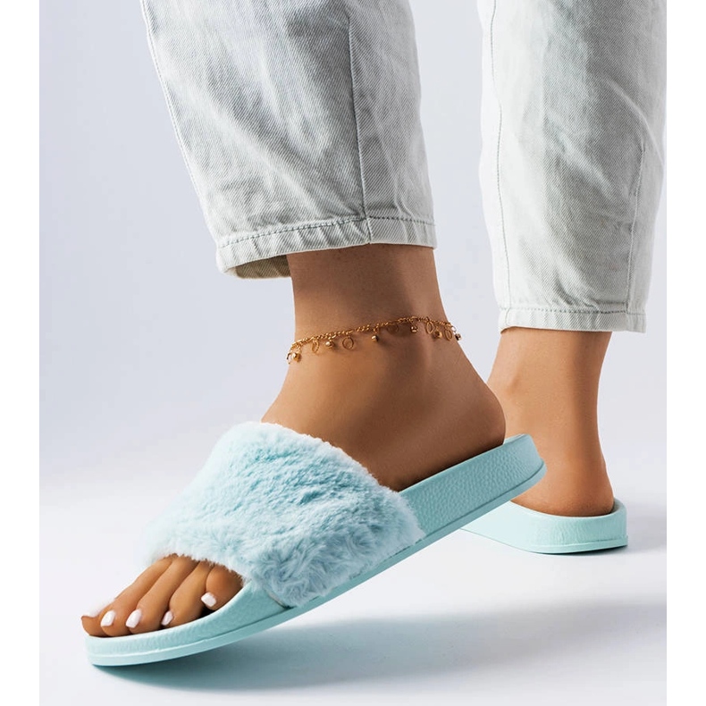 Plavi tobogani s krznom od Raffaele plava 1