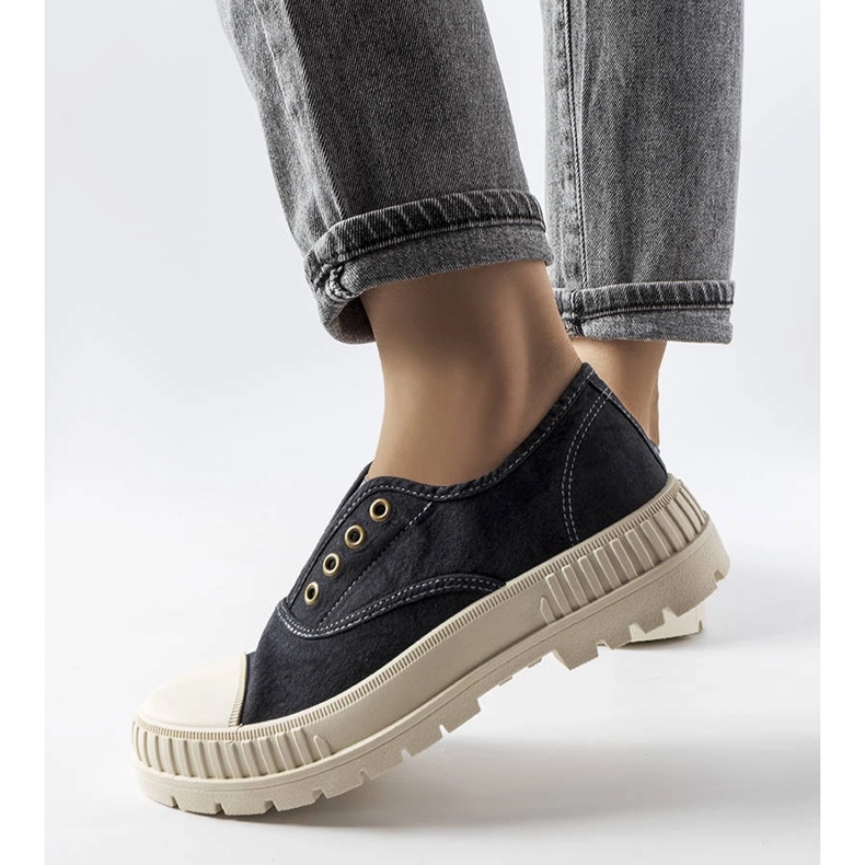 Crne tenisice iz Waltona crna 1