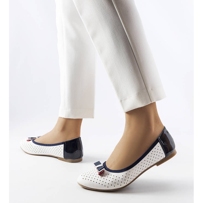 Bijele ažurne balerinke s Tisser mašnom bijela 1