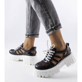 Crne brogove s masivnim potplatom Emaline crno 2