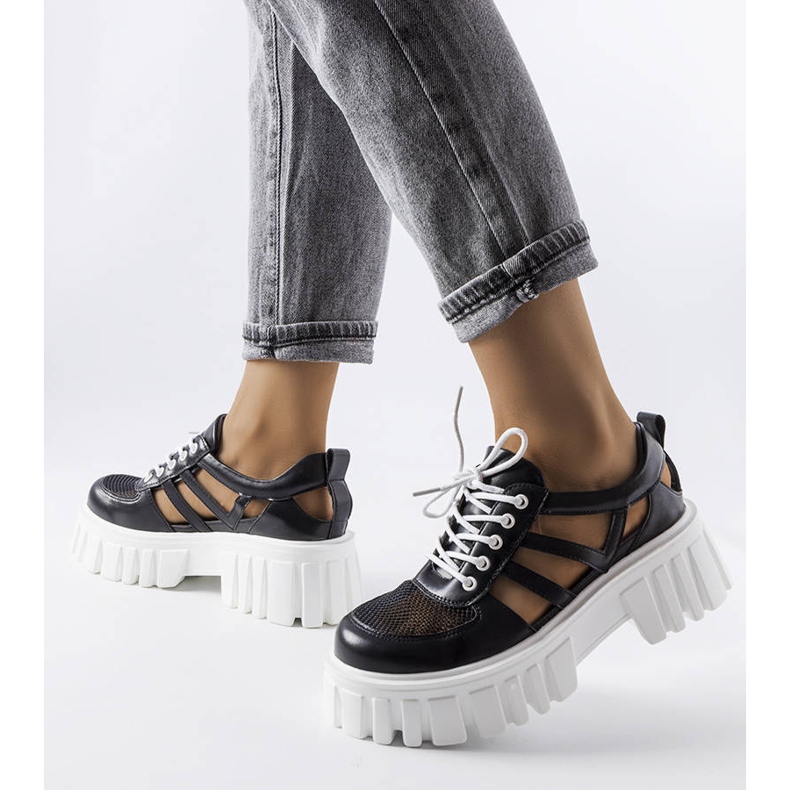 Crne brogove s masivnim potplatom Emaline crno 2