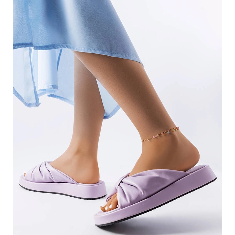 Ljubičaste sandale na klin marke Hog ljubičasta 2