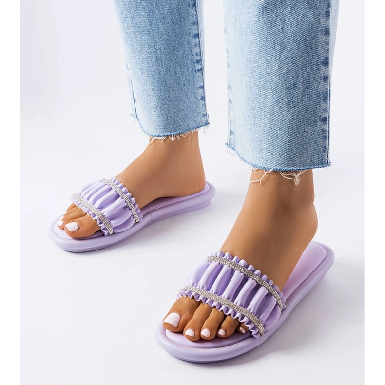 Ljubičaste sandale s kubičnim cirkonima iz Anapora ljubičasta 1