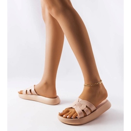 Bež gumene papuče iz Couderta 1