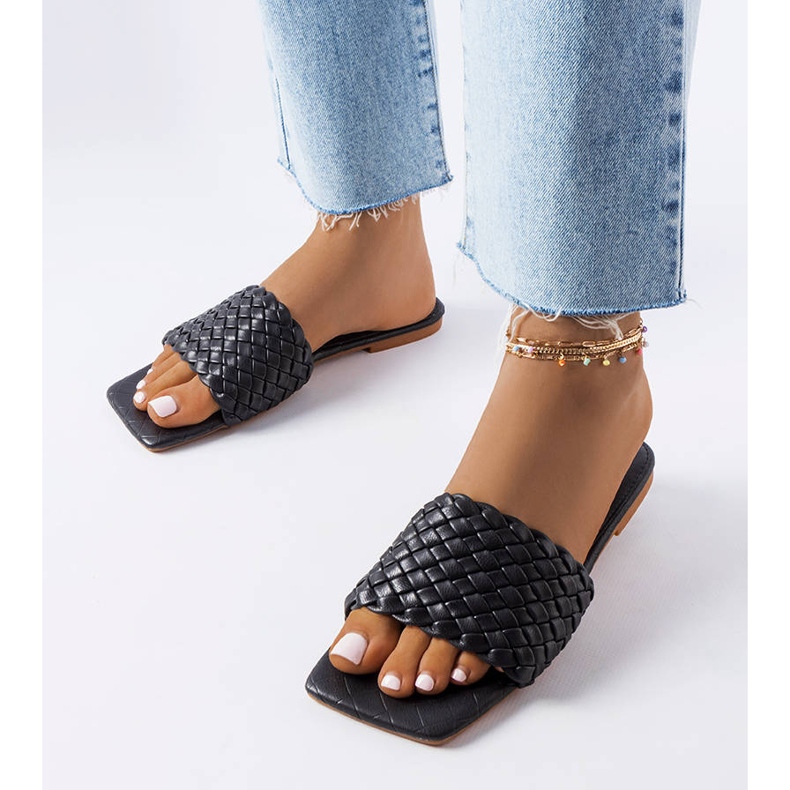 Zlatolistni crni tkani tobogani crno 1