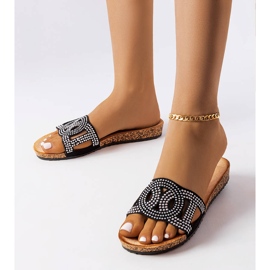 Crne tobogane ukrašene Lagacé mlaznicama crno 1