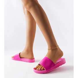 Ružičasti gumeni tobogani iz Sabourina ružičasta 2