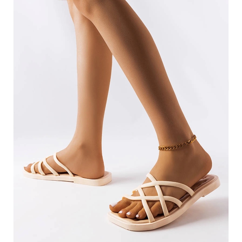 Gumeni tobogani Pearlman bež boje 1