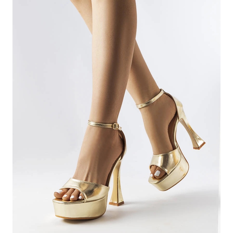Illinois zlatne lakirane visoke sandale zlatni 1