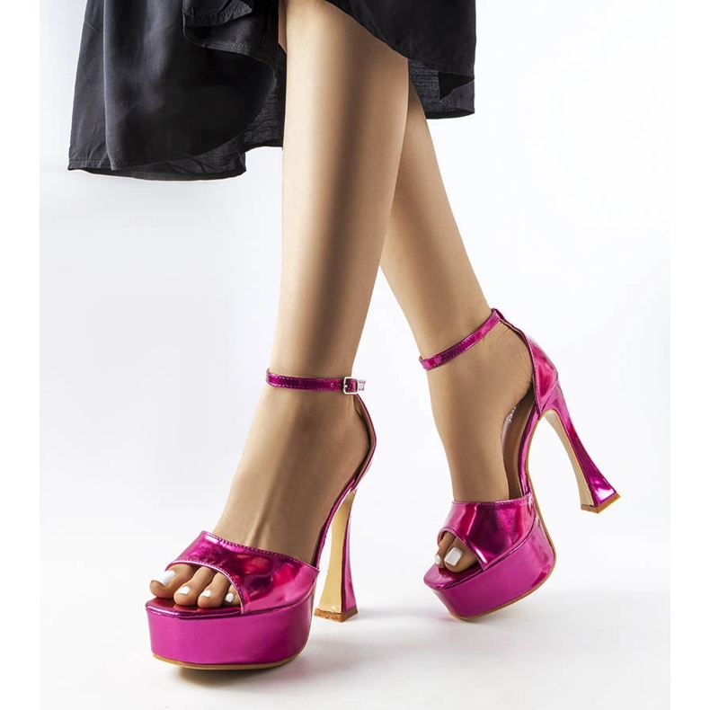Ružičaste lakirane sandale na visoku petu iz Illinoisa ružičasta 1