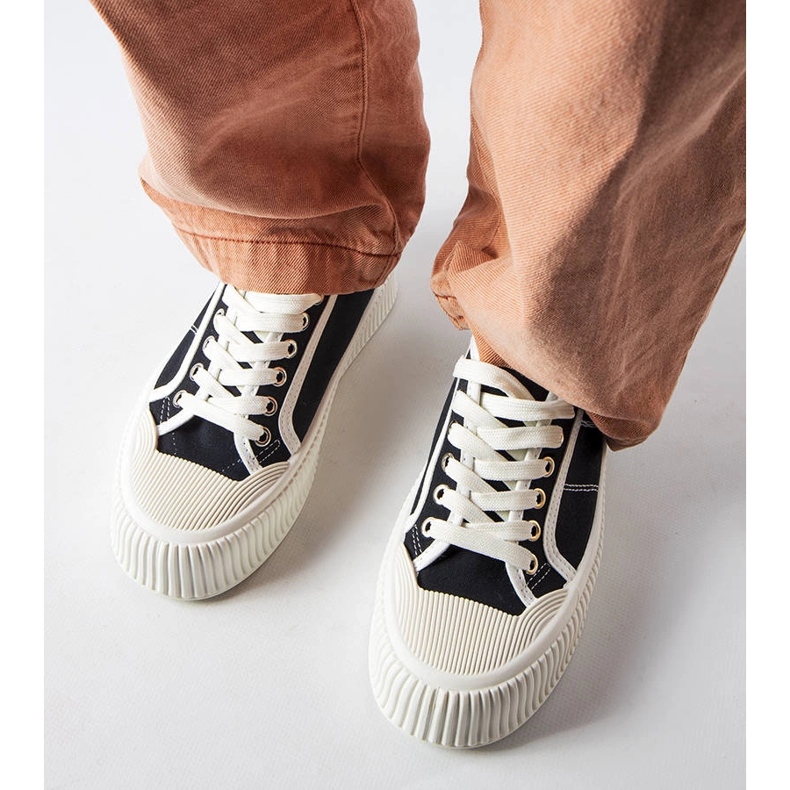 Castanthei crne tenisice s platformom crna 1