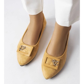 Bež balerinke ukrašene kamenčićima iz Fleminga 1