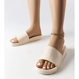 Bež gumene tobogane iz Sabourina 1