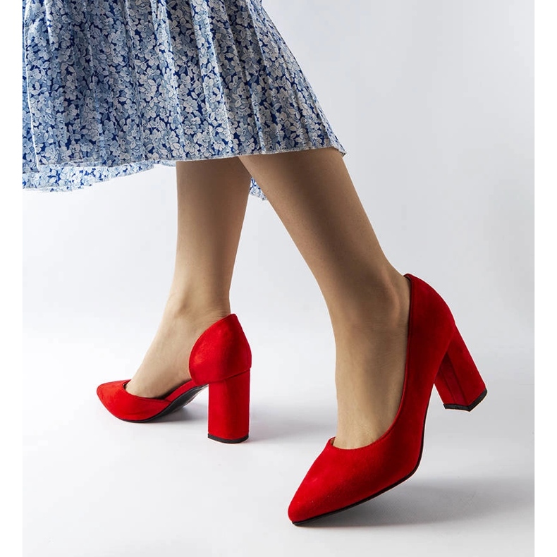 Crvene cipele na Sargent postu crvena 1