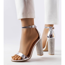 Srebrne sandale na ukrasnoj Rette kopči srebro 1