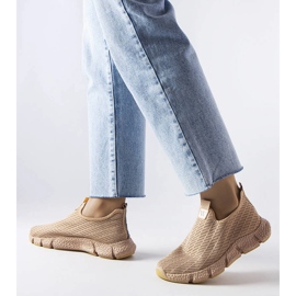 Bež slip-on tenisice iz Yellvillea 1