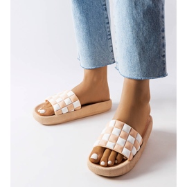 Bež gumene platformske tobogane iz Elin 1