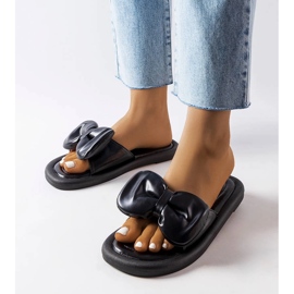 Crne papuče s mašnom od Lende crna 1