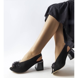 Karino Crne sandale s perlama od brušene kože iz Karina crno 1