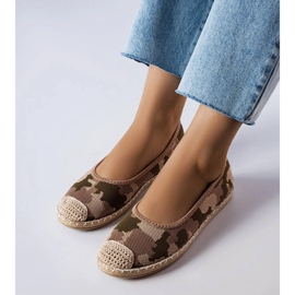 Zelene slip-on espadrile iz Beneduma bež 1
