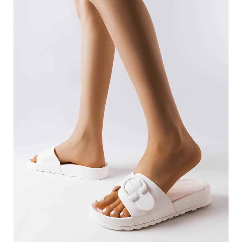 Inna Bijele natikače s kopčom iz Généreuxa bijela 2