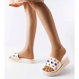 Bež ukrašeni tobogani iz Montesarchia 2