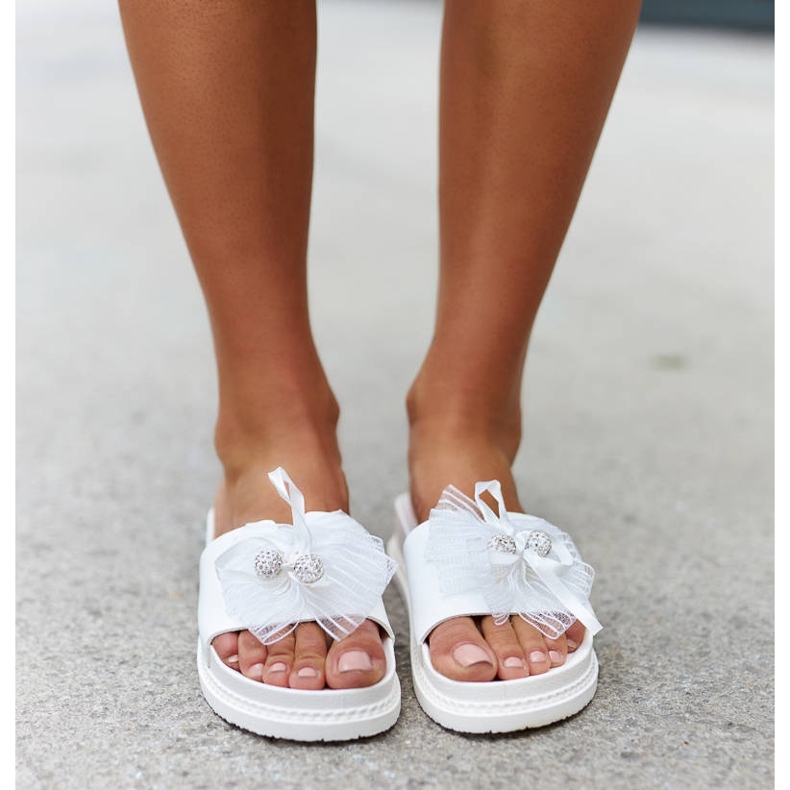 Bijele natikače s mašnom od Dido bijela 1