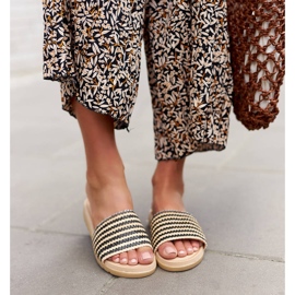 Crne tkane Capovalle tobogane crno 2