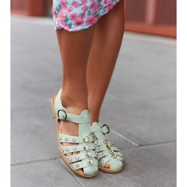 Zelene sandale ukrašene kamenčićima iz Gaetana zelena 2