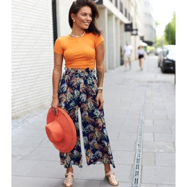 Bež sandale ukrašene kamenčićima iz Gaetana 1