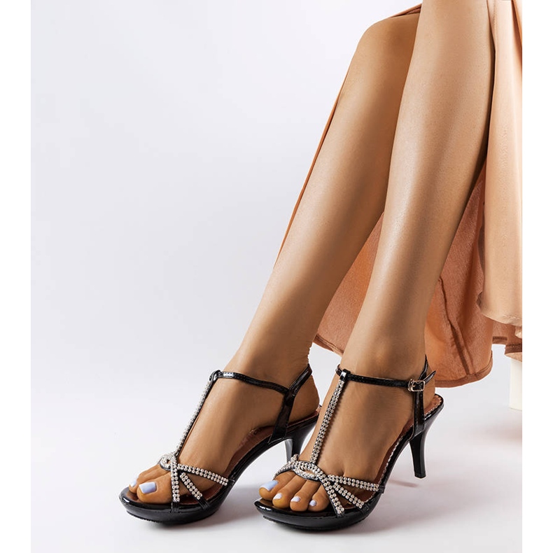 Crne sandale na iglu s kubičnim cirkonima Franc crna 1