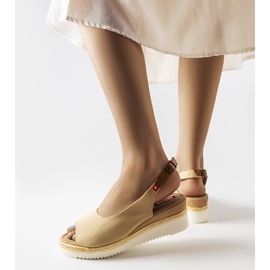 Big Star bež sandale na klin JJ276049 1