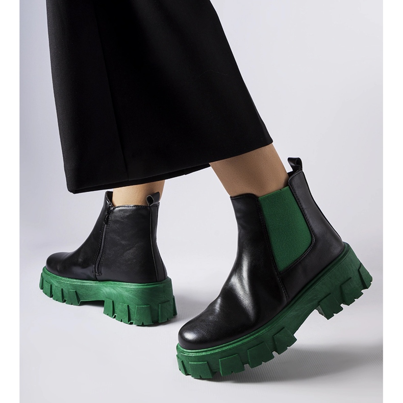 Crno-zelene masivne Petronio gležnjače crna 1