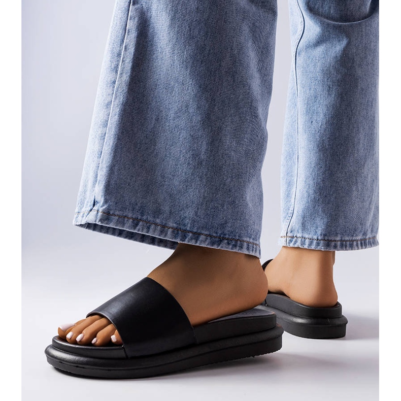 BM Crne papuče na Paquette platformi crna 2