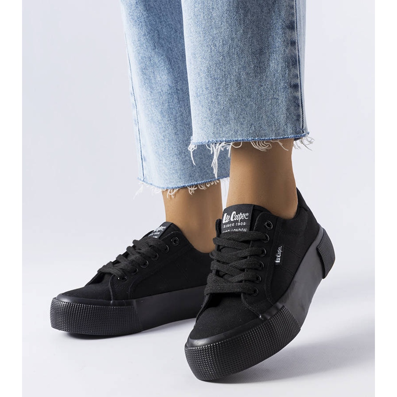 Lee Cooper LCW-22-31-0885L crne tenisice crna 1
