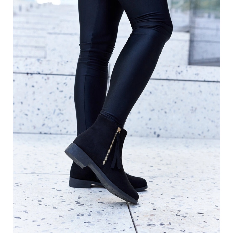 Paien crne izolirane čizme od eko antilop kože crno 1