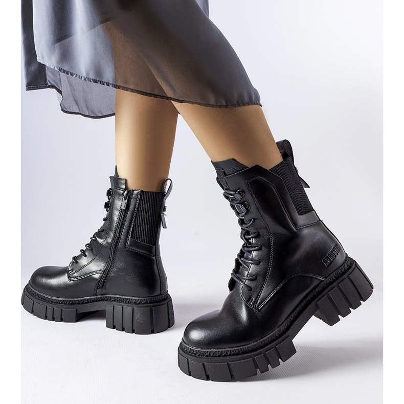 Crni izolirani radnici Big Star MM274581 crna 1