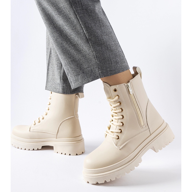 Evento Bež izolirane Ali čizme 1