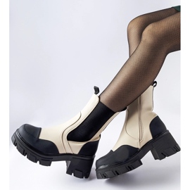 Bež i crne masivne natikače iz Mafalde 1