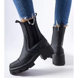 Crne gležnjače s masivnim Mafalda potplatom crno 1