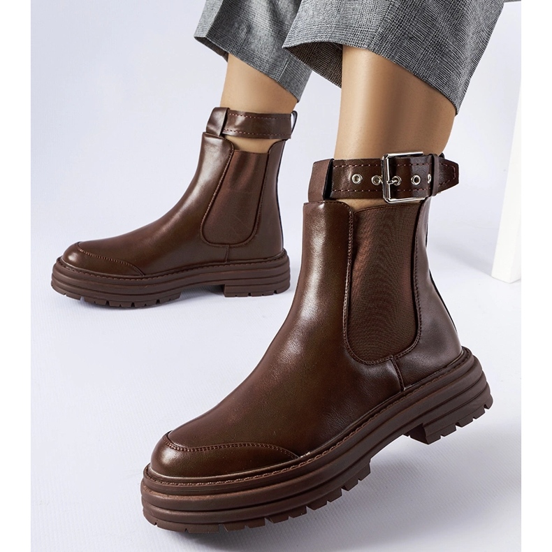 Smeđe čizme s ukrasnim kopčanjem iz Jonesboroa smeđa 1