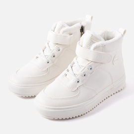 Bijele izolirane čizme Big Star GG274041 bijela 1