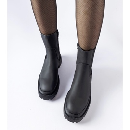 Crne masivne izolirane gležnjače Banaudon crna 1