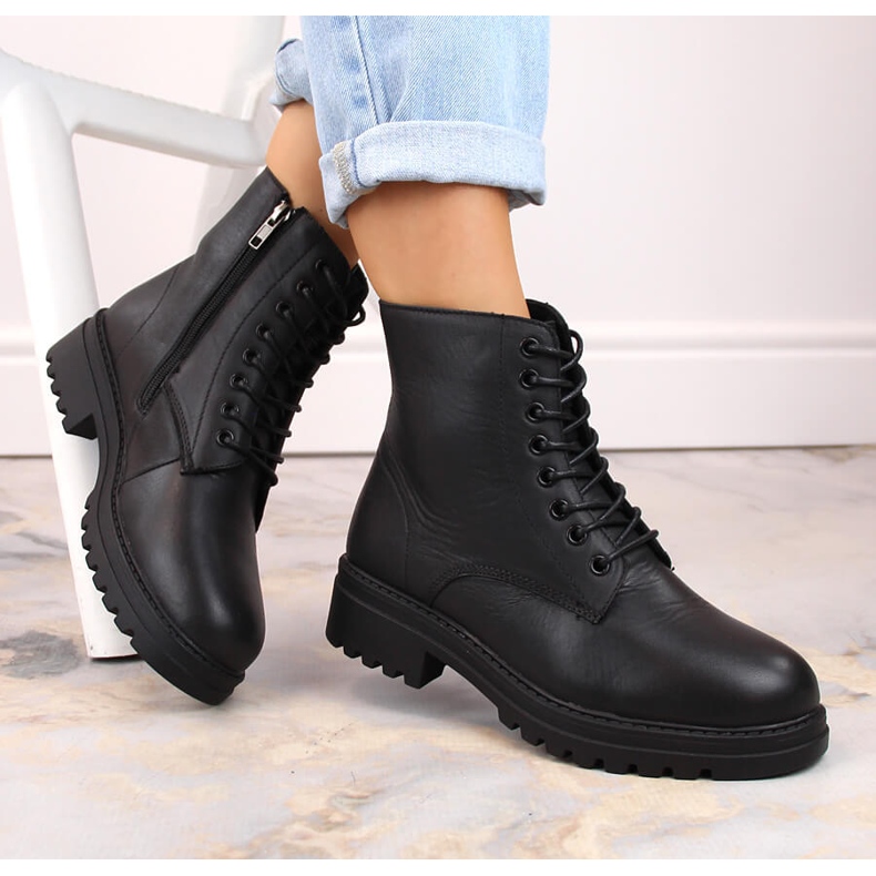 Ženske kožne čizme, izolirane, crne, T.Sokolski Z23-317 crno 1